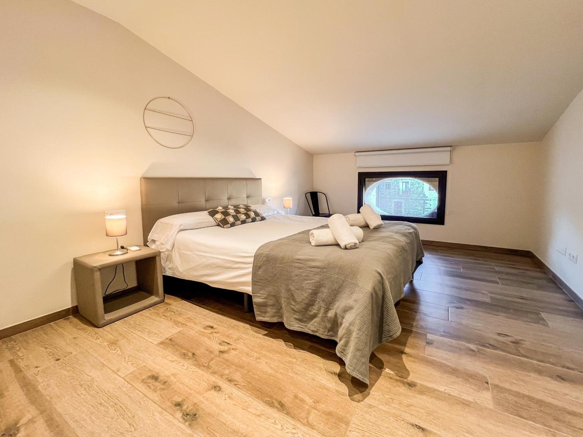 Can Cintet 3 Apartamento Con Terraza En バサルー エクステリア 写真