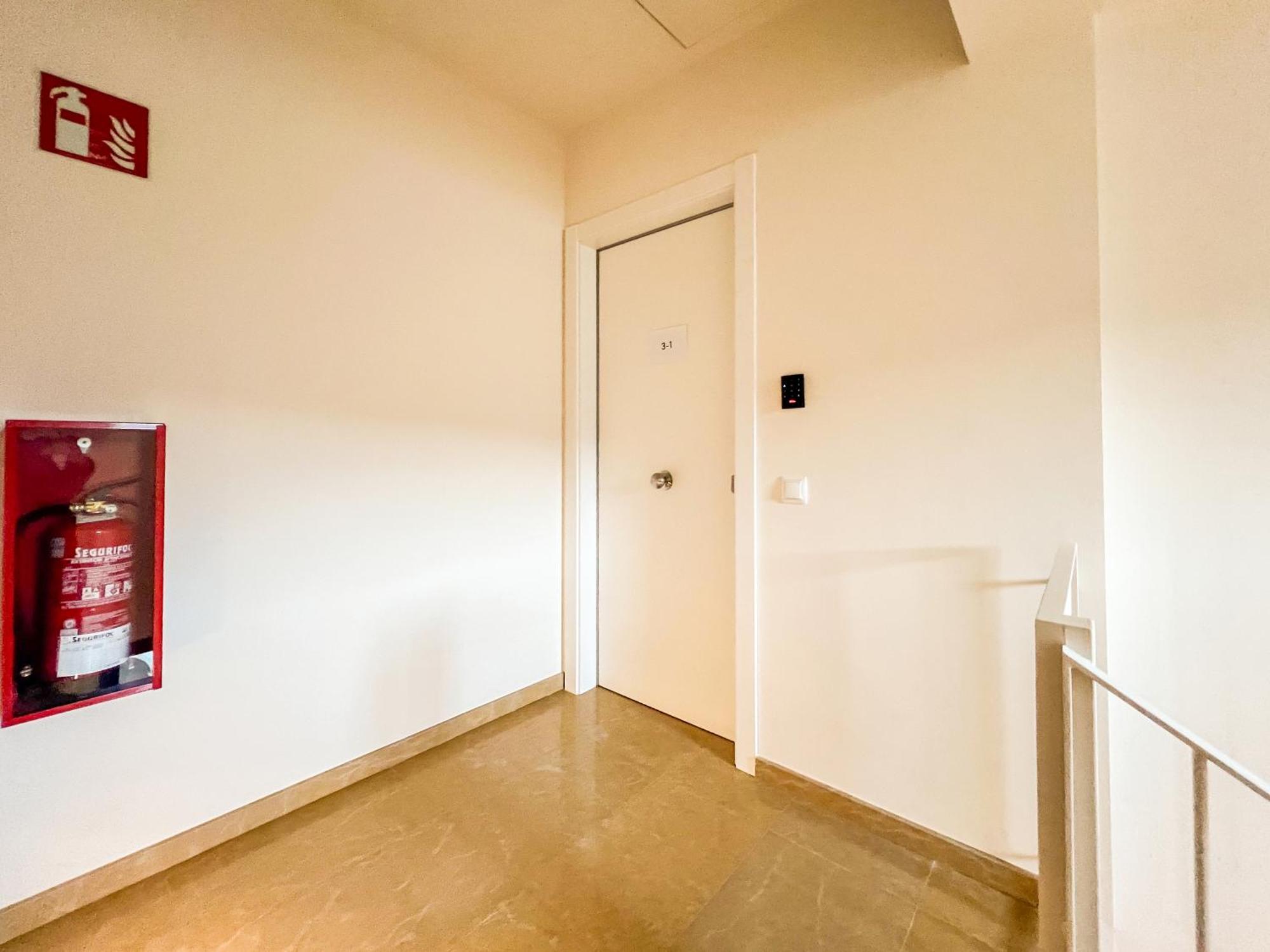 Can Cintet 3 Apartamento Con Terraza En バサルー エクステリア 写真
